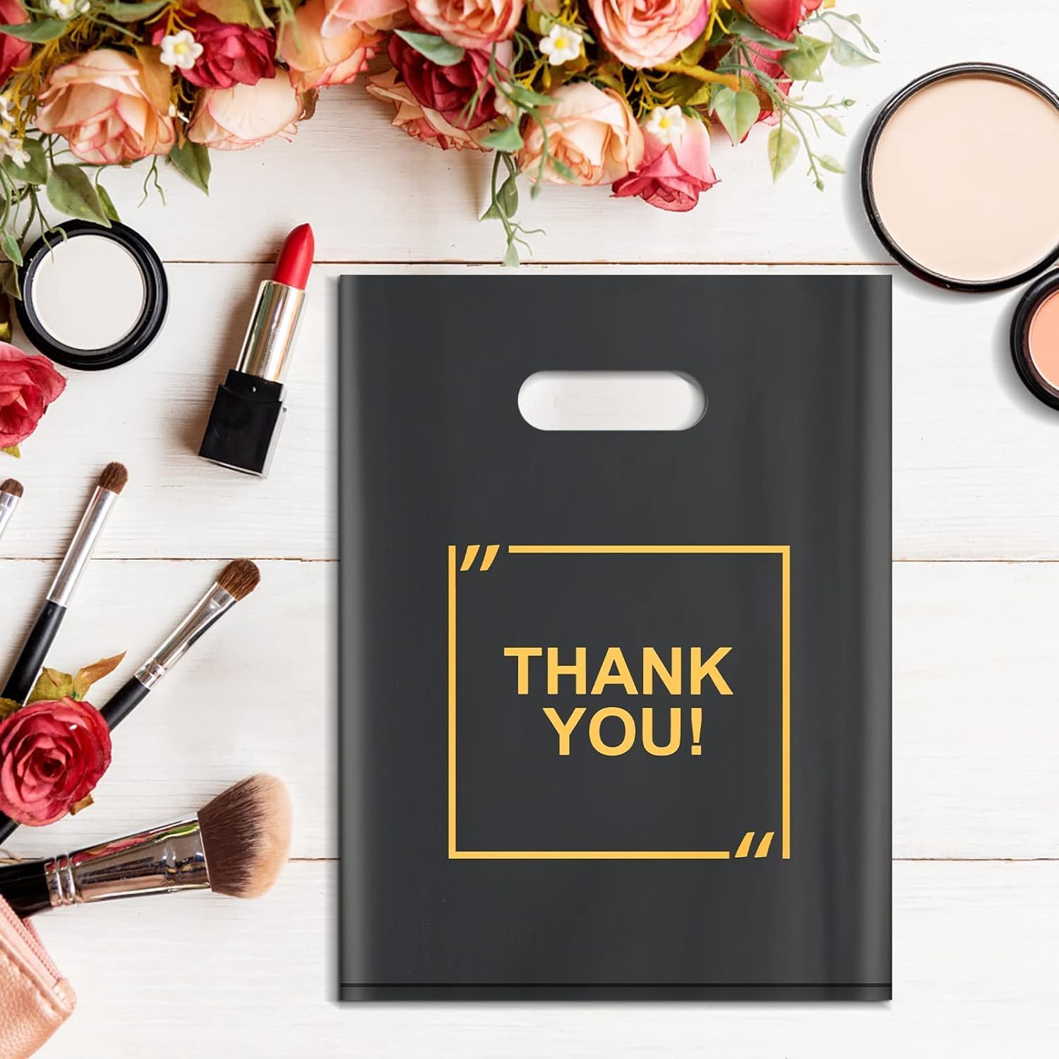 ¡Nuevos productos en los estantes: bolsas de compras de plástico personalizadas!