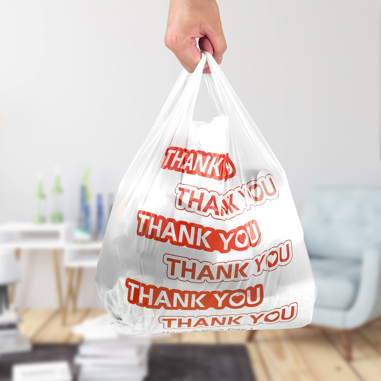 Bolsas de plástico personalizables para camisetas que ayudan a mejorar el empaque de la marca.
